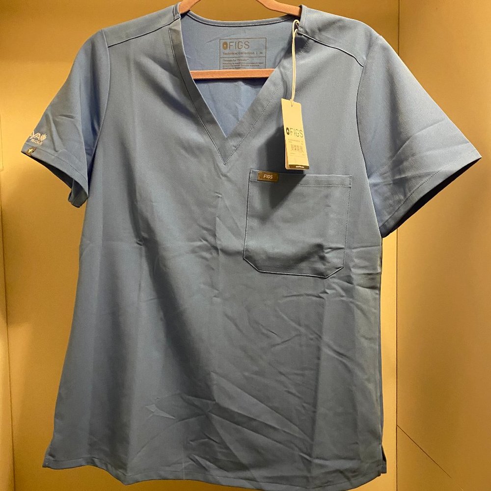 Figs Catarina scrub top